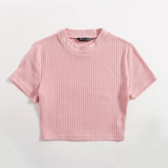 SHEIN Tops - Short sleeve cropped shirt